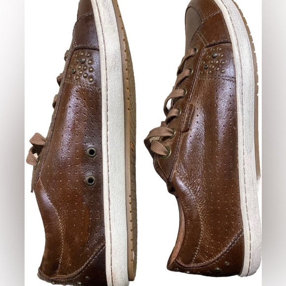 Taos Women's Freedom brown walking leather Sneaker/shoe Studded grunge boho 9 - Picture 5 of 7